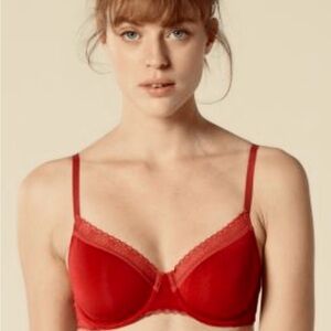 MAISON LEJABY LA PETITE LEJABY MOULDED UNDERWIRE BRA 32B